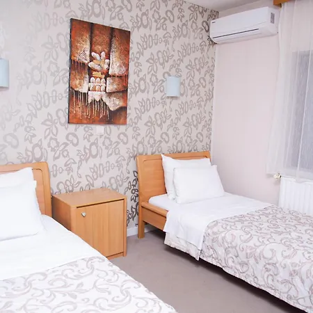 Hotel Dvor Bijelo Polje Exterior photo