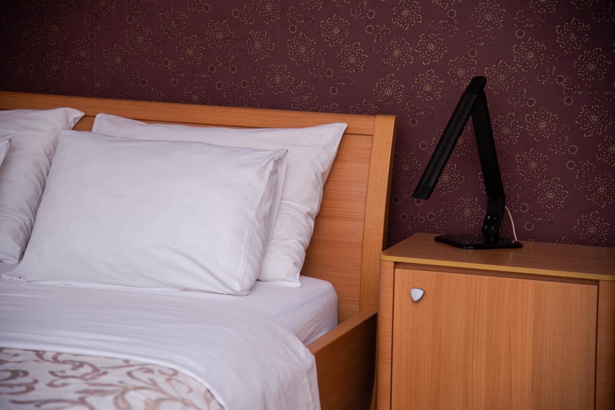 Dvor Bed & Breakfast 3*